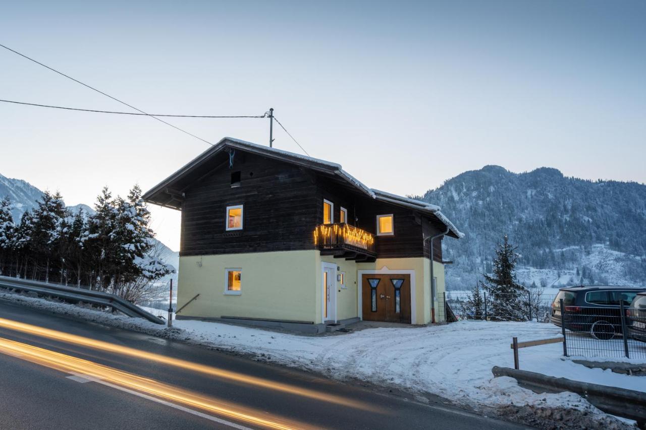 Wegmacherhaus Vila Sankt Johann im Pongau Exterior foto